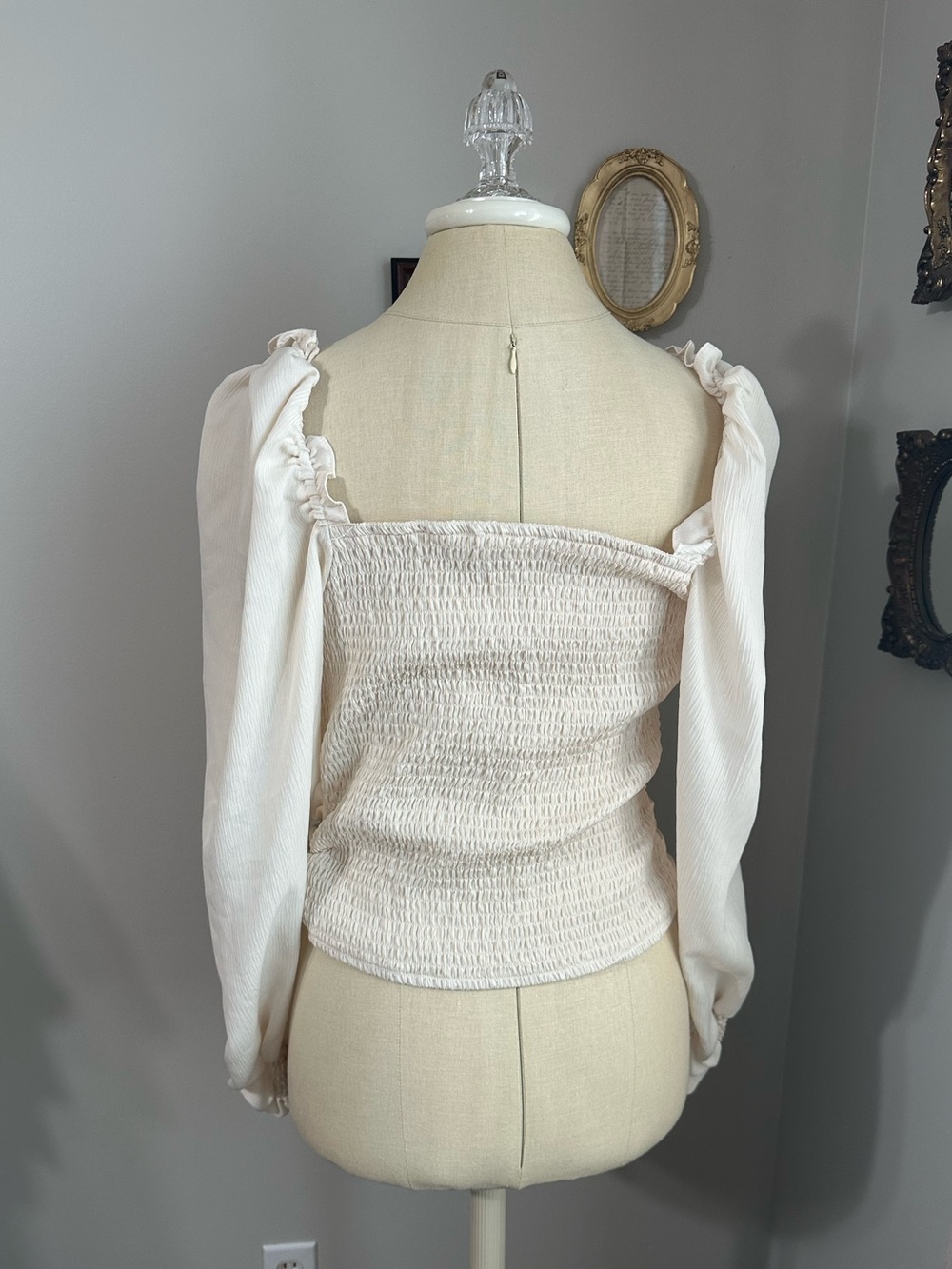 ASTR the Label Cream Puff Sleeve Square Neck Ruched Top - Picture 5 of 7